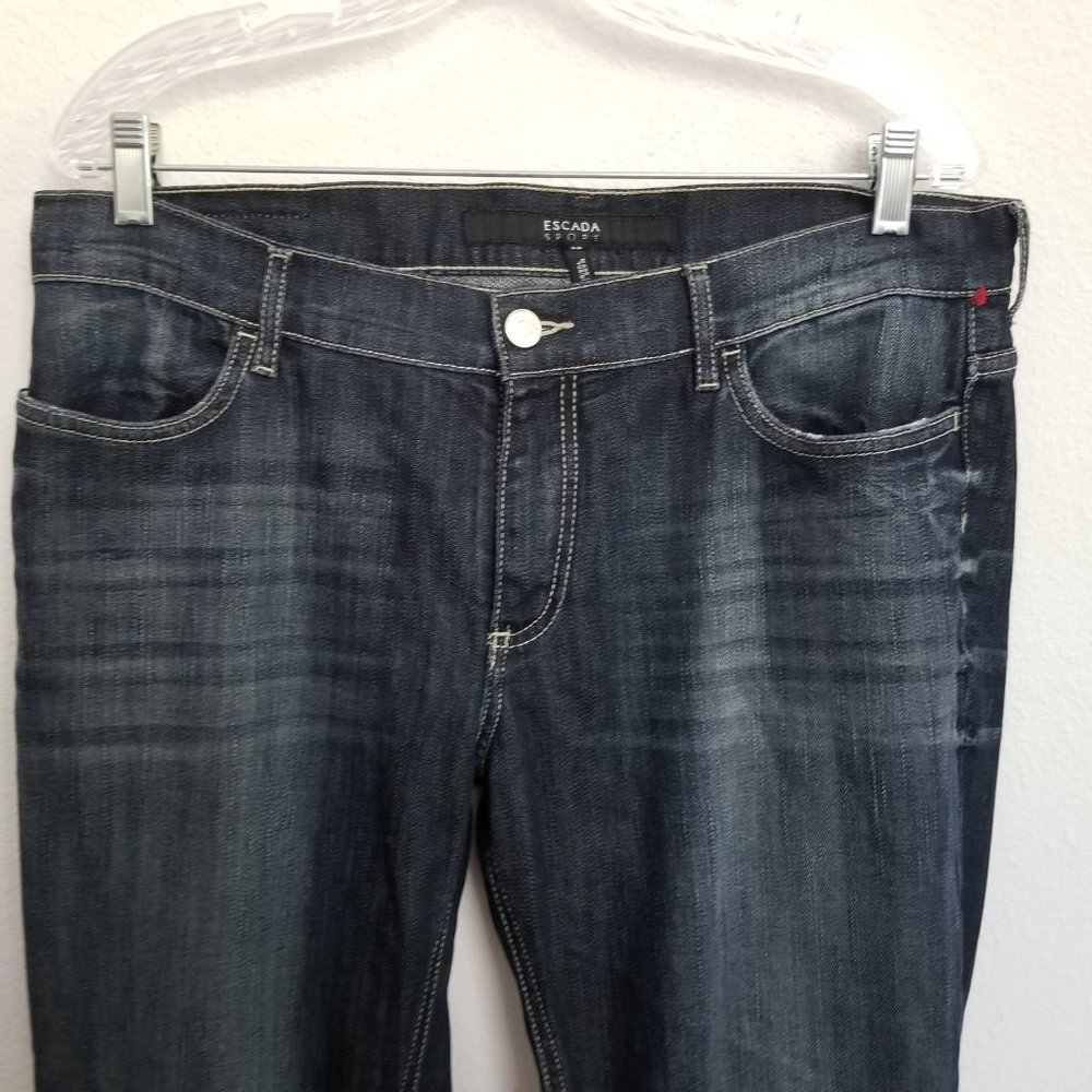 ESCADA SPORT 'Luca' Medium Wash Blue Jeans Denim Straight Leg EU 44 US 14 - Picture 3 of 10